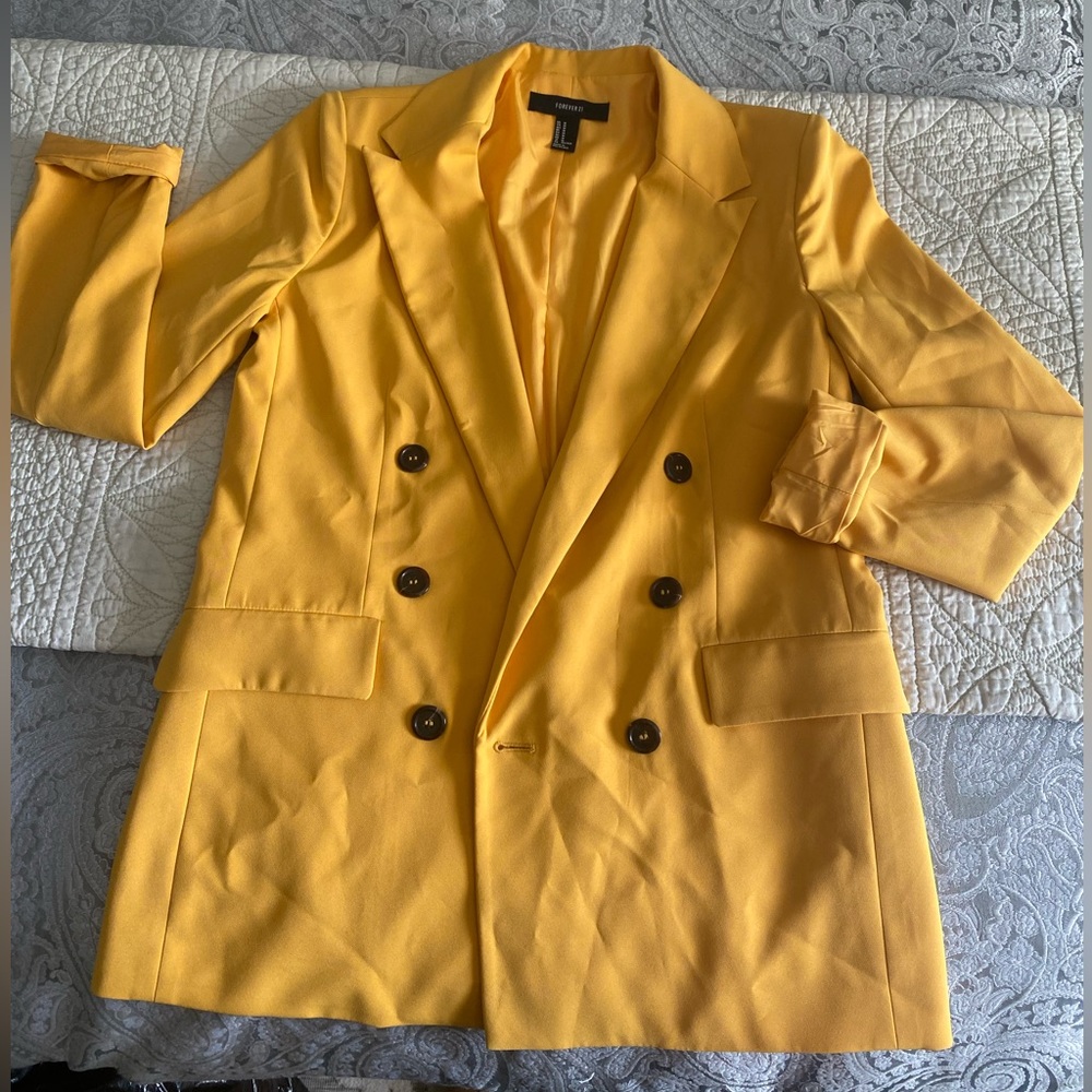 •NWT• Yellow Double-Breasted Notched Blazer